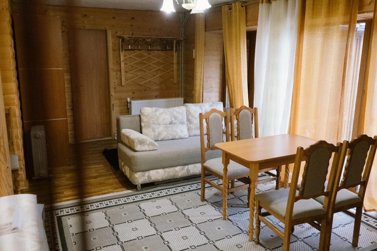 Sadyba Morozko Tatariv Bagian luar foto