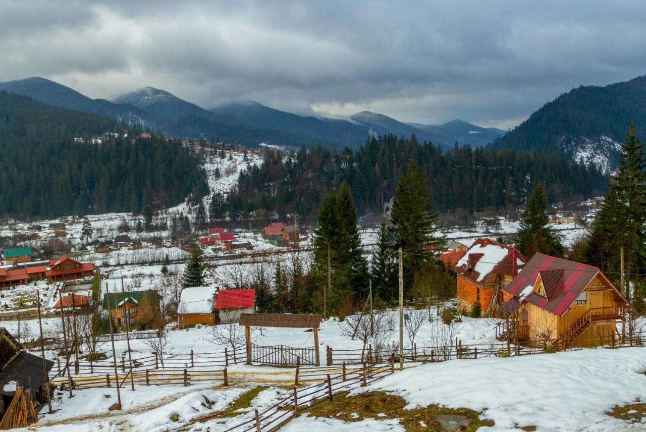 Sadyba Morozko Tatariv Bagian luar foto